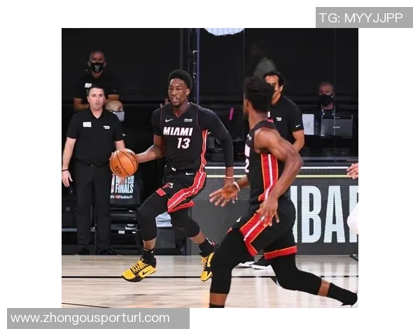 希罗表现平平17投6中三分命中率高但正负值全队最低