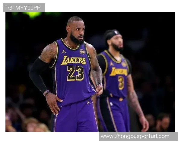 詹姆斯祝贺追梦达成900盖帽里程碑兄弟情深再续传奇 詹姆斯祝贺追梦达成900盖帽里程碑兄弟情深再续传奇