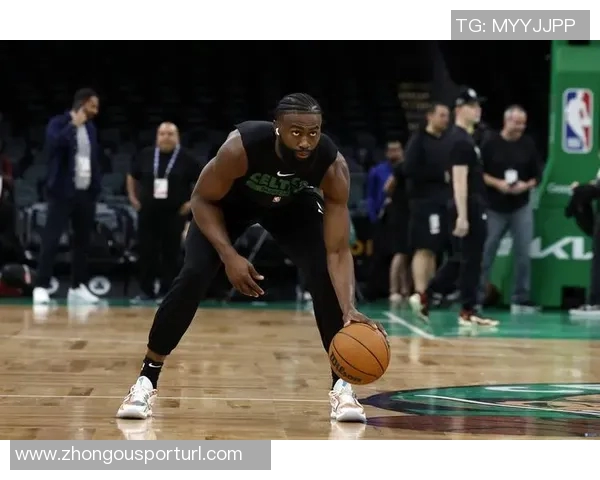 杰伦布朗谈科塔成长之路强调挡拆练习的重要性与学习过程