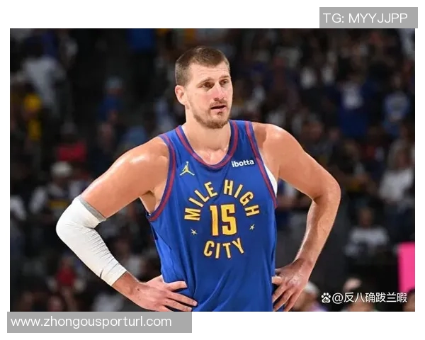 约基奇创造历史8次30分命中率超85仅次于张伯伦距离再近4场